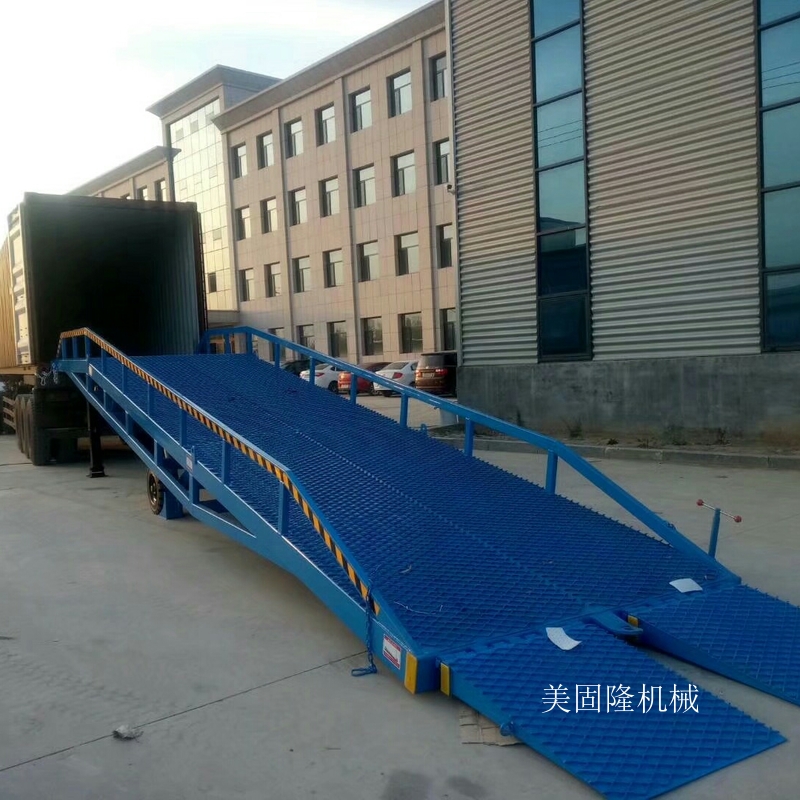 西安移动式液压登车桥厂家