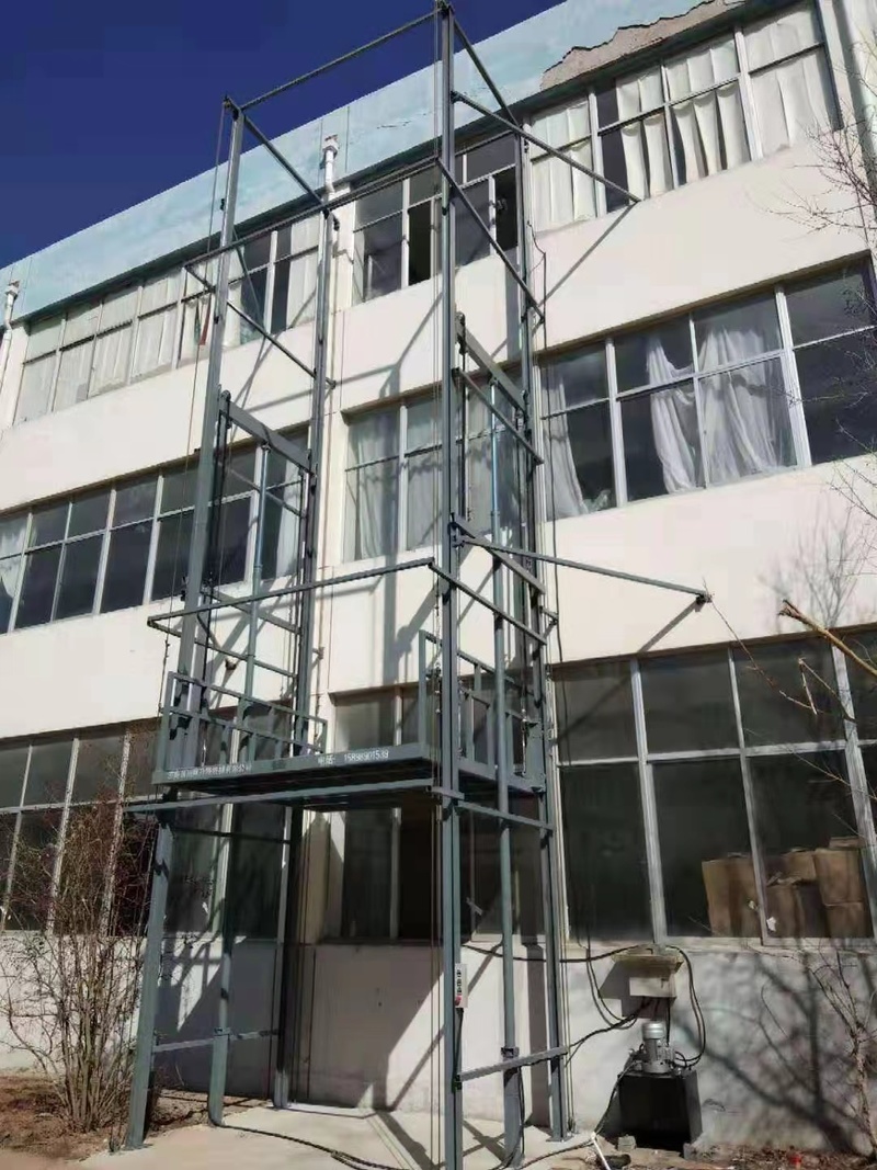 西安室外贴墙货梯